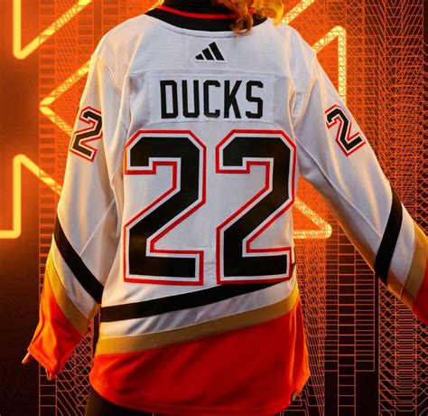 reverse retro jerseys 2022|NHL Reverse Retro Jerseys Are Back: Details On。